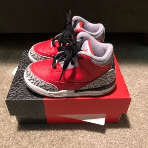 Air Jordan 3 Retro SE Unite Fire Red (8C)